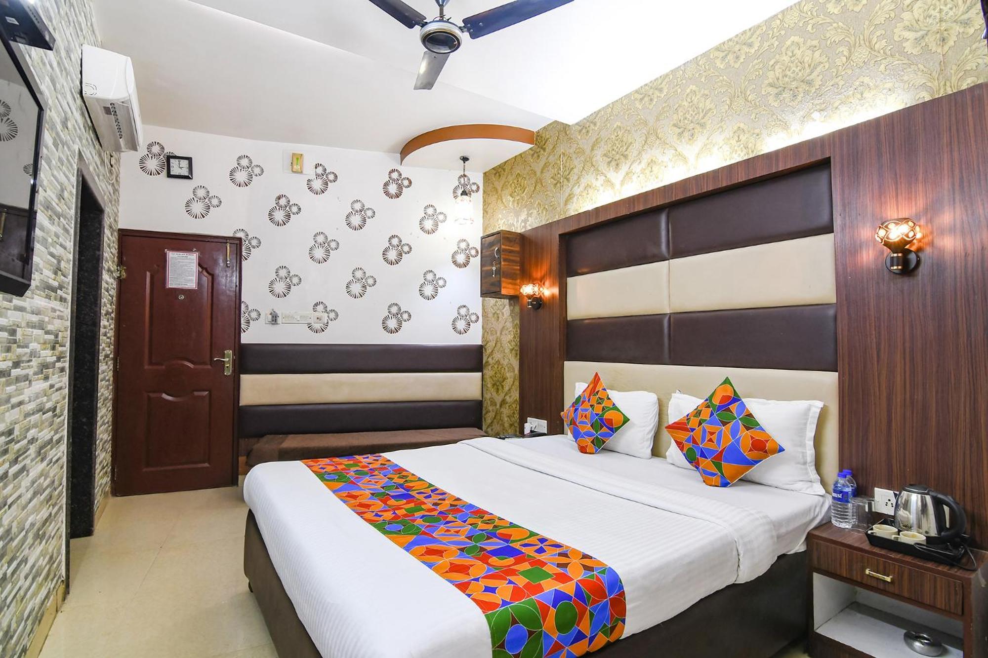 Hotel Diamond Suites Kalkuta Zewnętrze zdjęcie