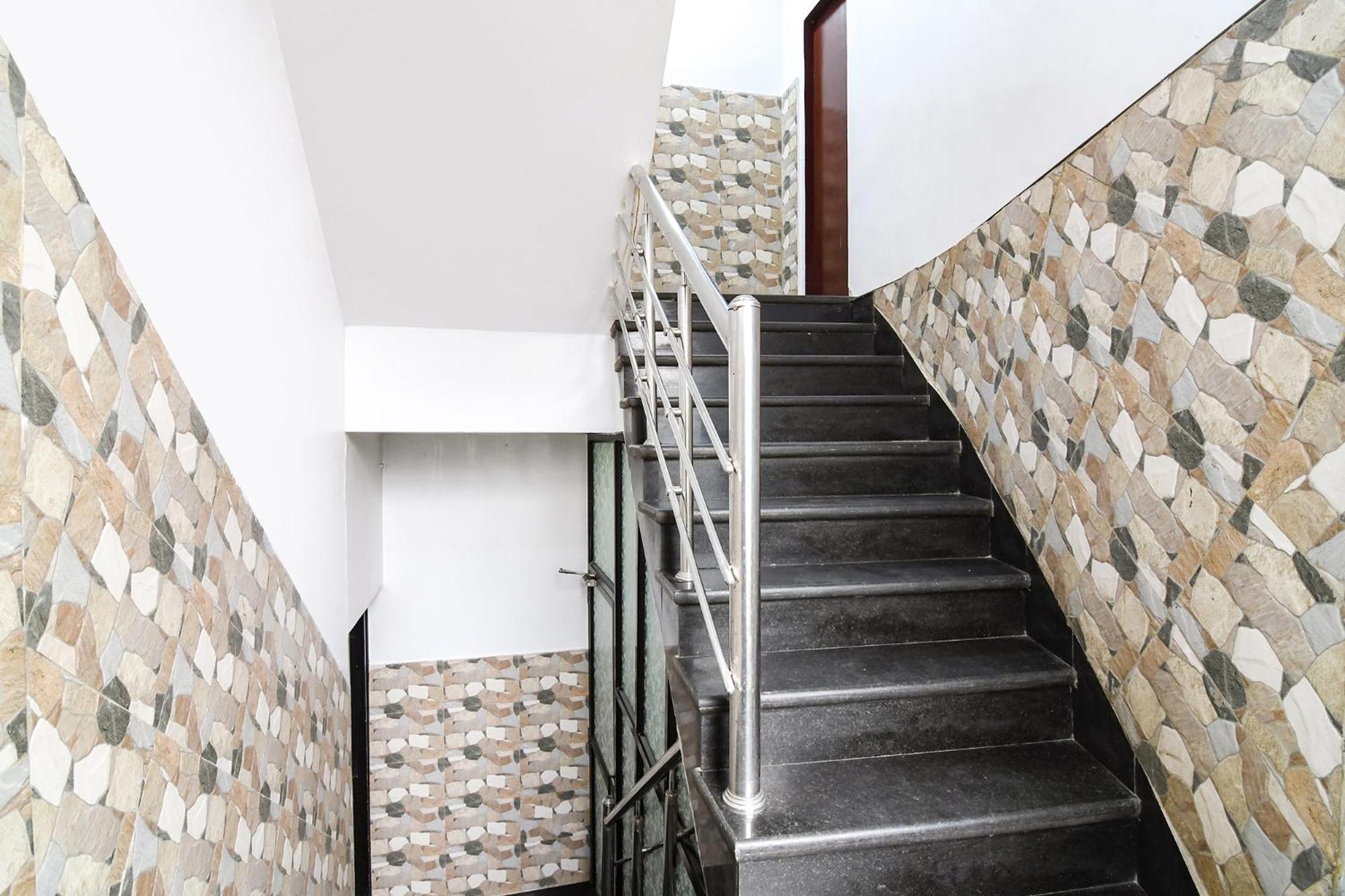 Hotel Diamond Suites Kalkuta Zewnętrze zdjęcie