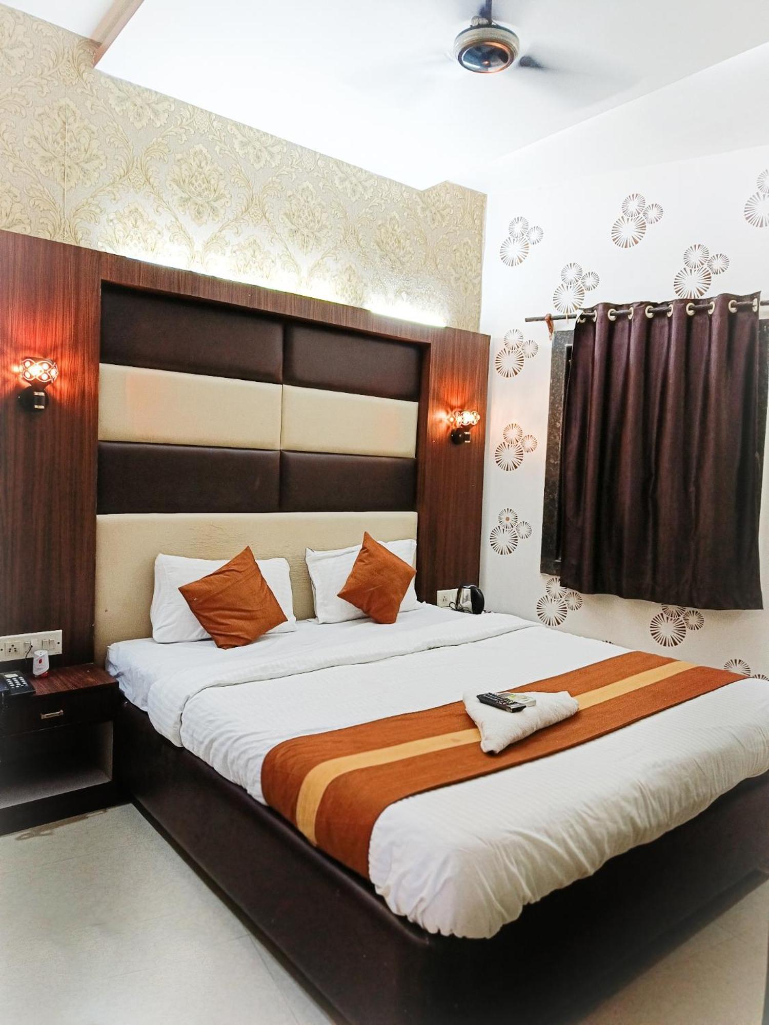 Hotel Diamond Suites Kalkuta Zewnętrze zdjęcie