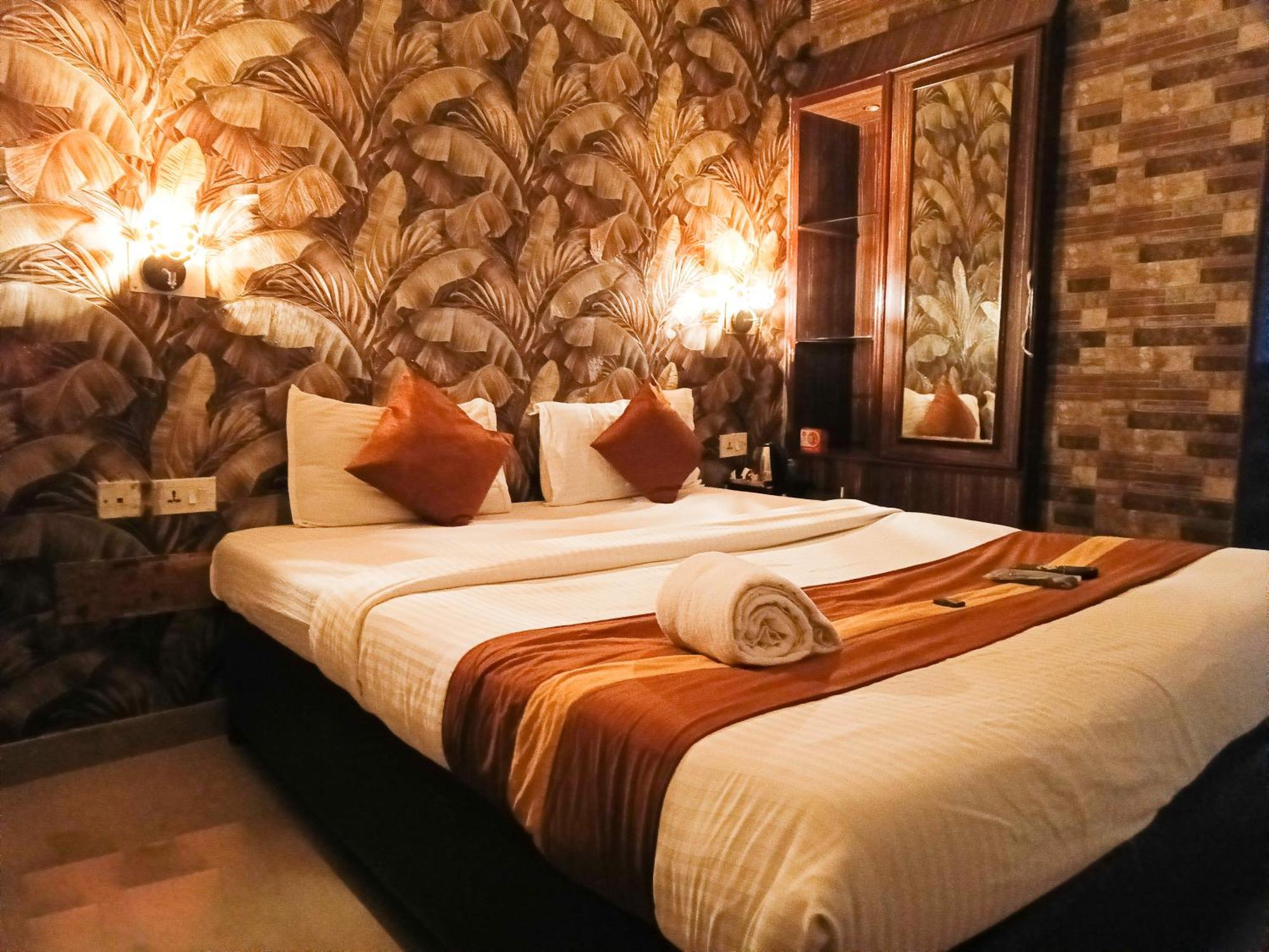 Hotel Diamond Suites Kalkuta Zewnętrze zdjęcie